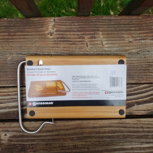 SWISSMAR Bamboo Cheese Serving Board with Stainless Steel Blade (Cheese Slicer) - Picture 9 of 14